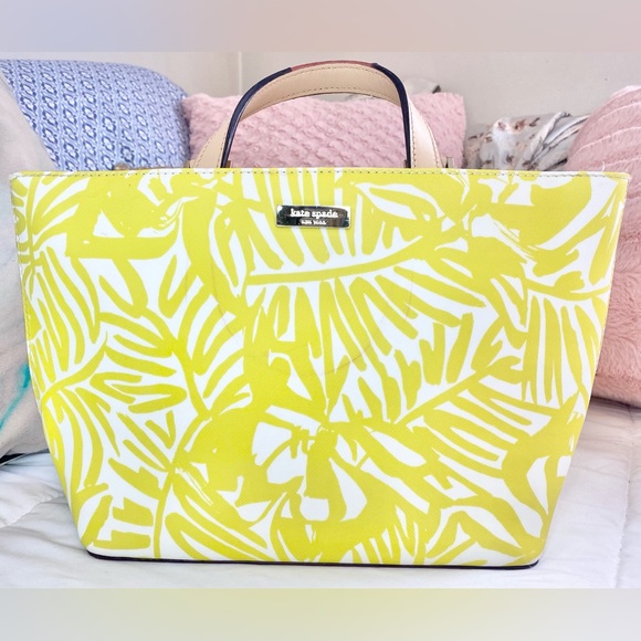 kate spade Handbags - Kate Spade Grant Street Tropical Palm Juno Tote, Green Multi